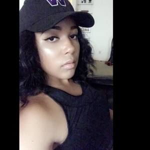 Meet your Posher, Amaris